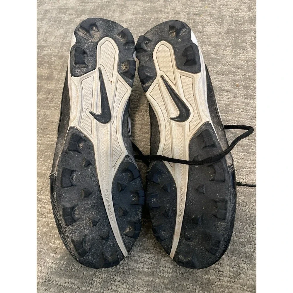 Nike Youth Unisex Baseball Cleats Black/White US Size 6Y Athletic Shoes